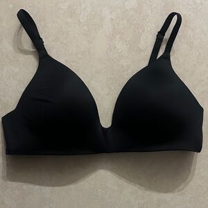 PINK Victoria’s Secret Women's Black Seamless Bra 34B